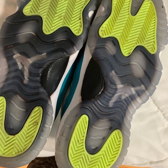 Jordan 11 - Picture 5 of 5